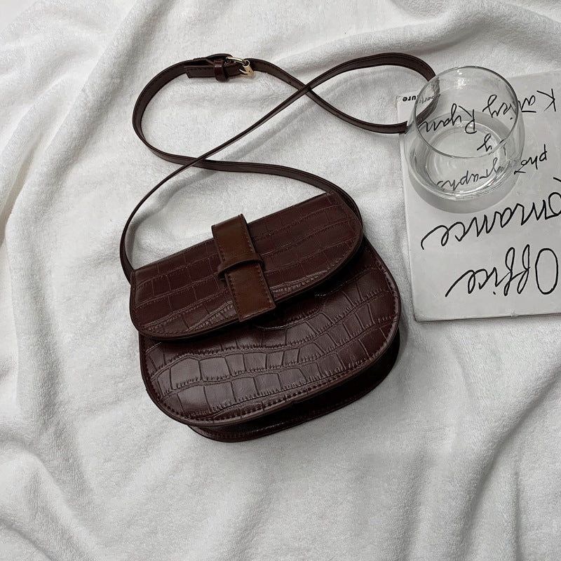 All-match Retro Women's Cross-body Semicircle Bag