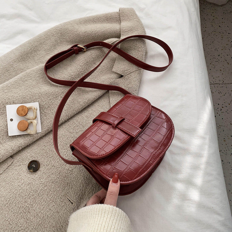 All-match Retro Women's Cross-body Semicircle Bag